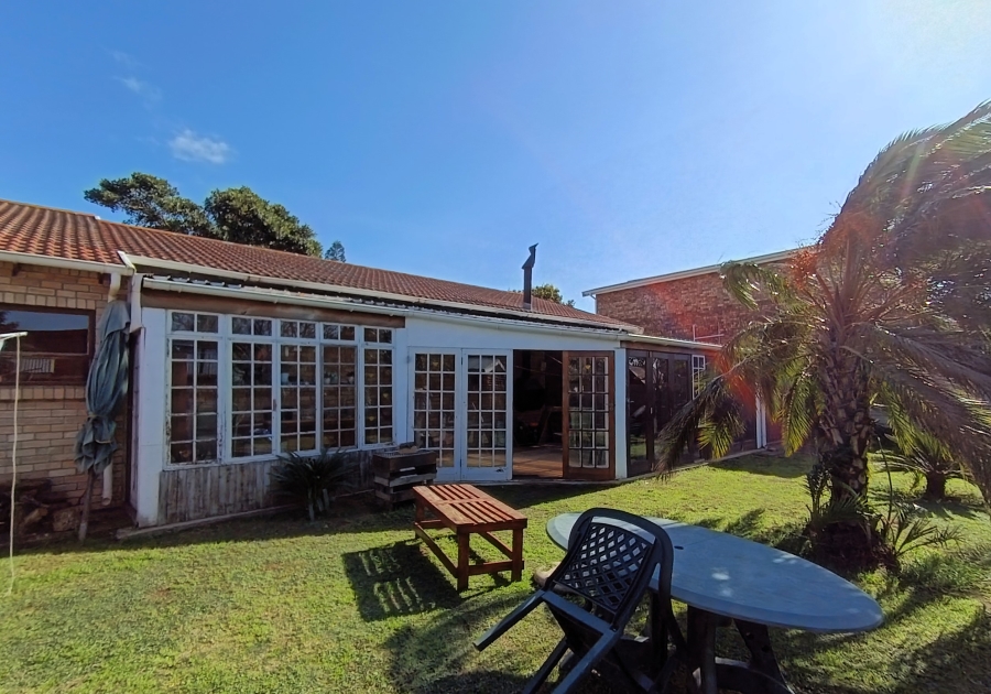 3 Bedroom Property for Sale in C Place Eastern Cape